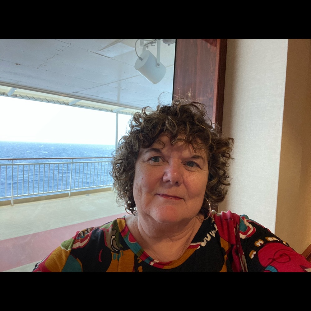 Meet your Posher, Brenda
